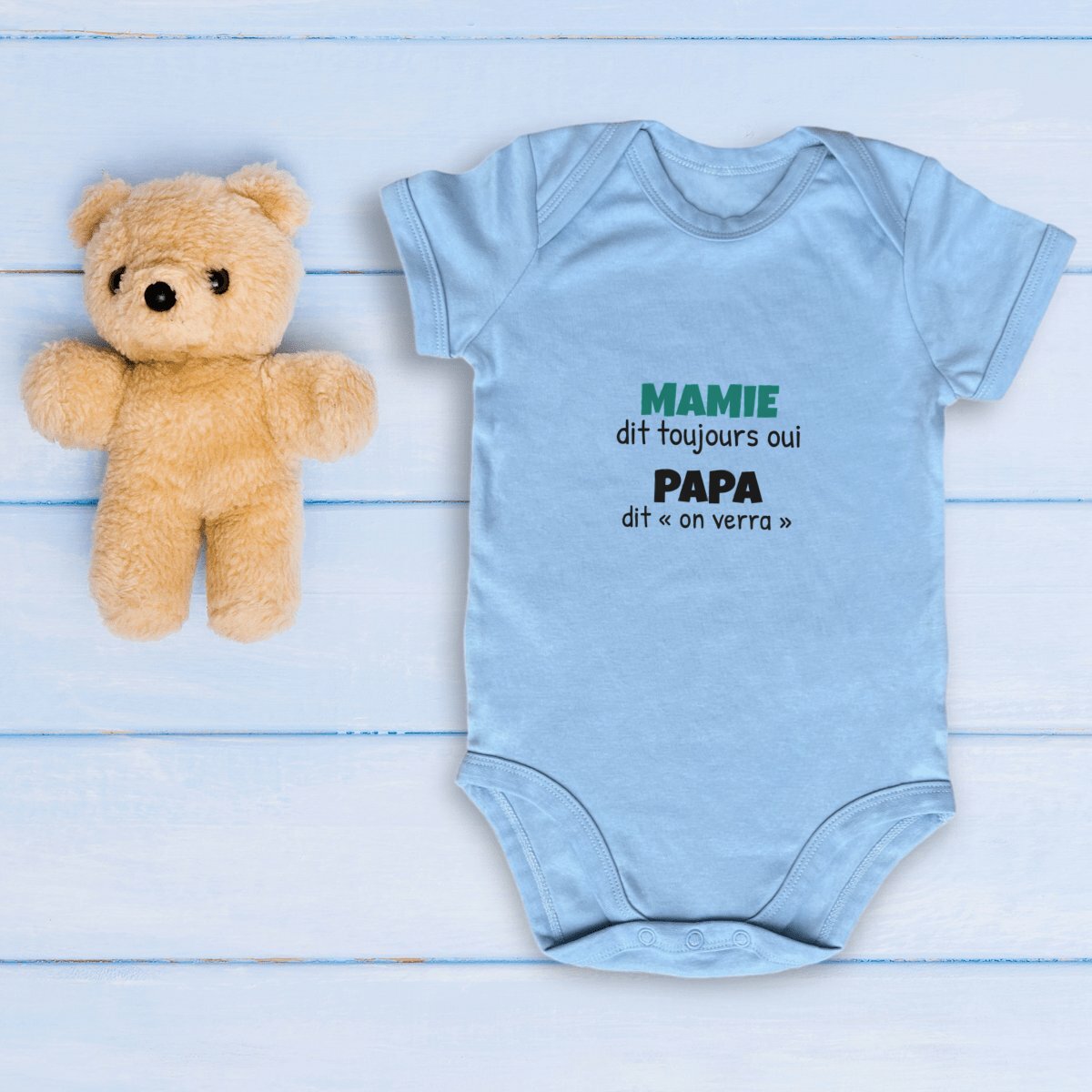 Body bébé mamie « Mamie dit toujours oui » en coton bio bleu